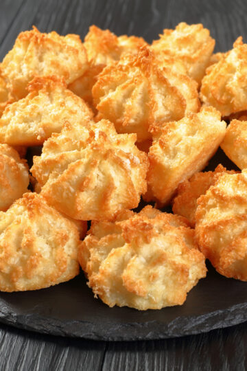 Low Carb Coconut Macaroons